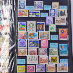 Lot de timbres d'Autriche, Pays Bas, Portugal en un album.