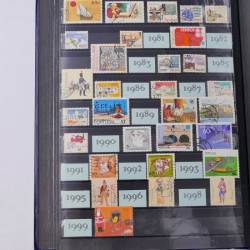 Lot de timbres d'Autriche, Pays Bas, Portugal en un album.