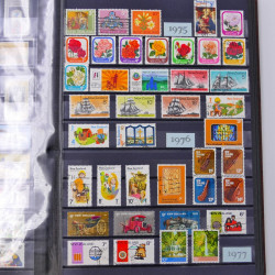 Lot de timbres de Nouvelle Zélande, Norvège neufs et oblitérés en un album.