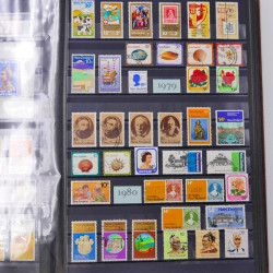 Lot de timbres de Nouvelle Zélande, Norvège neufs et oblitérés en un album.