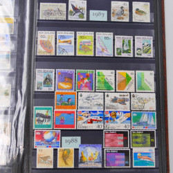 Lot de timbres de Nouvelle Zélande, Norvège neufs et oblitérés en un album.