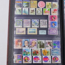 Lot de timbres de Nouvelle Zélande, Norvège neufs et oblitérés en un album.