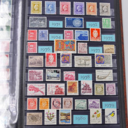 Lot de timbres de Nouvelle Zélande, Norvège neufs et oblitérés en un album.