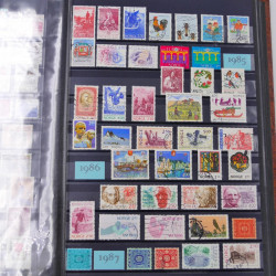 Lot de timbres de Nouvelle Zélande, Norvège neufs et oblitérés en un album.