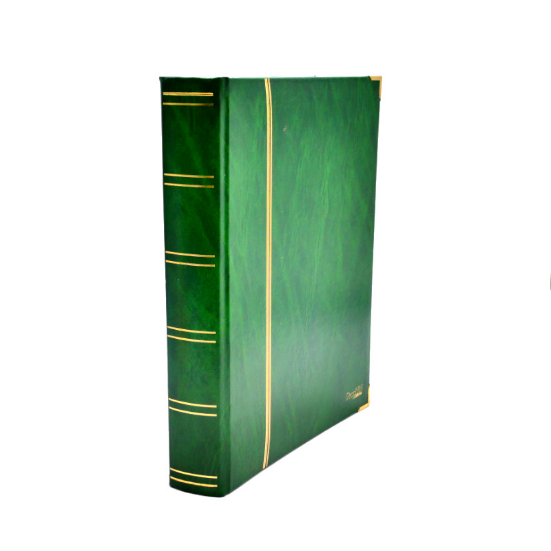 Lot de timbres d'Hongrie et Malte neufs et oblitérés en un album.