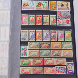 Lot de timbres de Dahomey et Niger neufs et oblitérés en un albums.