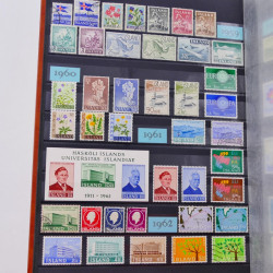 Collection de timbres d'Islande 1912-2012 neufs et oblitérés en un album.
