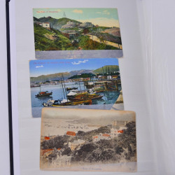 Lot de timbres de Hong Kong neufs et oblitérés en un album.