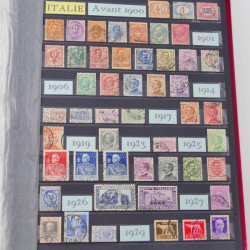 Lot massif de timbres du monde neufs et oblitérés en 8 albums.