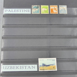 Lot massif de timbres du monde neufs et oblitérés en 10 albums.