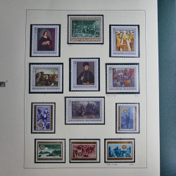 Collection timbres du monde thématique Tableaux neufs en un album.