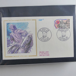 Vrac massif de timbres du monde neufs et oblitérés en un carton.