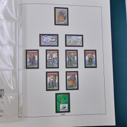 Reliure Lindner avec feuilles préimprimées France 1990-1995.