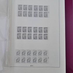 Album Lindner avec feuilles préimprimées France 2010-2012.