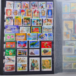 Lot de timbres de France oblitérés 1994-2011 en un album.