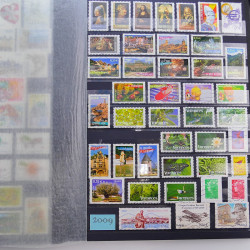 Lot de timbres de France oblitérés 1994-2011 en un album.