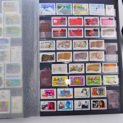 Lot de timbres de France oblitérés 1994-2011 en un album.