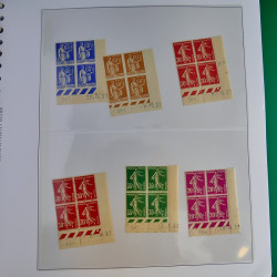 Lot de timbres de France en bloc coin daté 1925-1955 neufs** en un album.