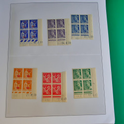 Lot de timbres de France en bloc coin daté 1925-1955 neufs** en un album.