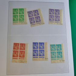 Lot de timbres de France en bloc coin daté 1925-1955 neufs** en un album.