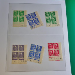Lot de timbres de France en bloc coin daté 1925-1955 neufs** en un album.