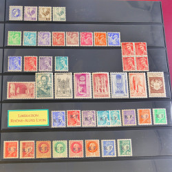 Lot de timbres de France 1867-1944 neufs et oblitérés en un album.