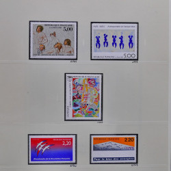 Collection timbres de France 1986-1989 neufs** et oblitérés complet en album Safe.