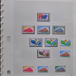 Collection timbres de France 1976-1979 neufs** et oblitérés complet en album Safe.