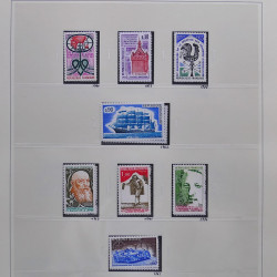 Collection timbres de France 1970-1975 neufs** et oblitérés complet en album Safe.