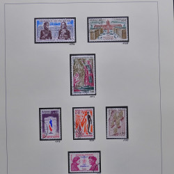 Collection timbres de France 1970-1975 neufs** et oblitérés complet en album Safe.