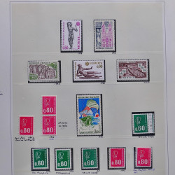 Collection timbres de France 1970-1975 neufs** et oblitérés complet en album Safe.