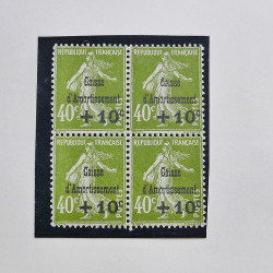 Collection timbres de France 1929-1946 neufs et oblitérés en album Safe.