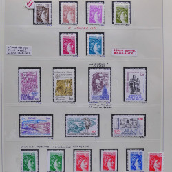 Collection timbres de France 1980-1985 neufs** et oblitérés complet en album Safe.