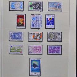 Collection timbres de France 1980-1985 neufs** et oblitérés complet en album Safe.
