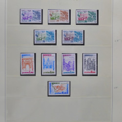 Collection timbres de France 1980-1985 neufs** et oblitérés complet en album Safe.