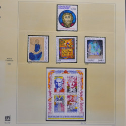 Collection timbres de France 1990-1994 neufs** et oblitérés complet en album Safe.