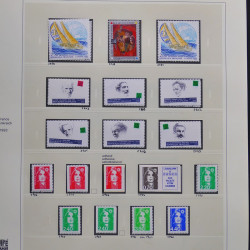 Collection timbres de France 1990-1994 neufs** et oblitérés complet en album Safe.