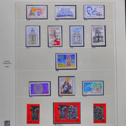 Collection timbres de France 1990-1994 neufs** et oblitérés complet en album Safe.