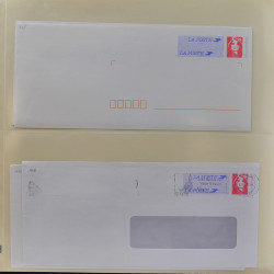 Collection d'entiers postaux, aérogrammes de France en 2 albums.