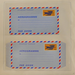 Collection d'entiers postaux, aérogrammes de France en 2 albums.