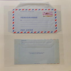 Collection d'entiers postaux, aérogrammes de France en 2 albums.