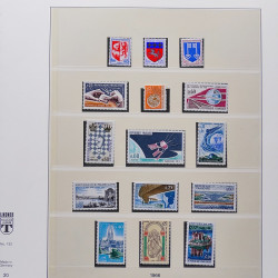 Collection timbres de France 1950-1969 neufs** complet en album Lindner.