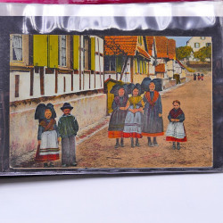 Collection de cartes postales thématiques Costumes Alsaciens en un album.