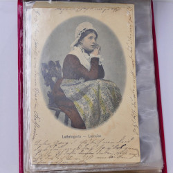 Collection de cartes postales thématiques Costumes Alsaciens en un album.