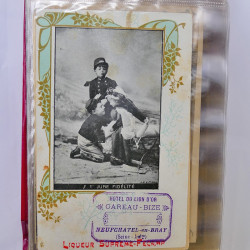 Collection de cartes postales thématiques Costumes Alsaciens en un album.