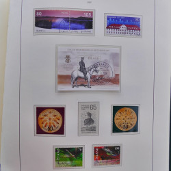 Collection timbres d'Islande 1876-2010 oblitérés dans album Leuchtturm.