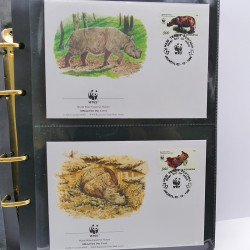 Collection timbres thématiques Animaux WWF en 2 albums.