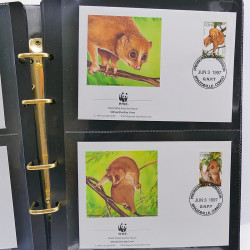 Collection timbres thématiques Animaux WWF en 2 albums.
