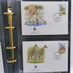 Collection timbres thématiques Animaux WWF en 2 albums.
