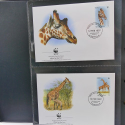 Collection timbres thématiques Animaux WWF en 2 albums.